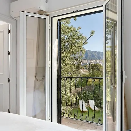 Ferienhaus With Private Pool & Garden 5 Min To *